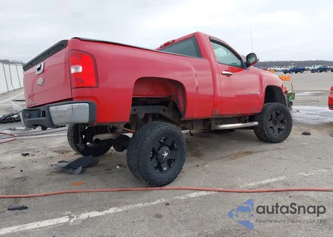 2008 Chevrolet Silverado 1500 Work Truck z USA, uszkodzony, nr VIN 1GCEK14X38Z267007